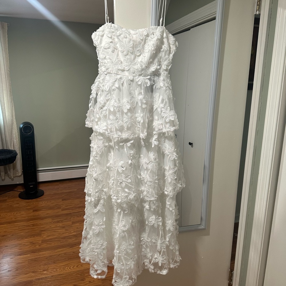 Selfie Leslie Dori Floral Embellished Maxi Dress White